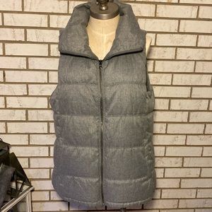 Old Navy / Gray puffer vest. Sz L